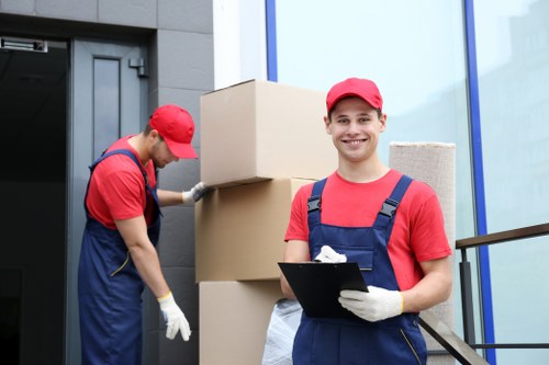 Removal truck hire for residential moves in Kennington