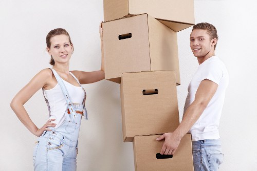 Domestic moving support for flats and houses in Kennington with stairs and narrow access
